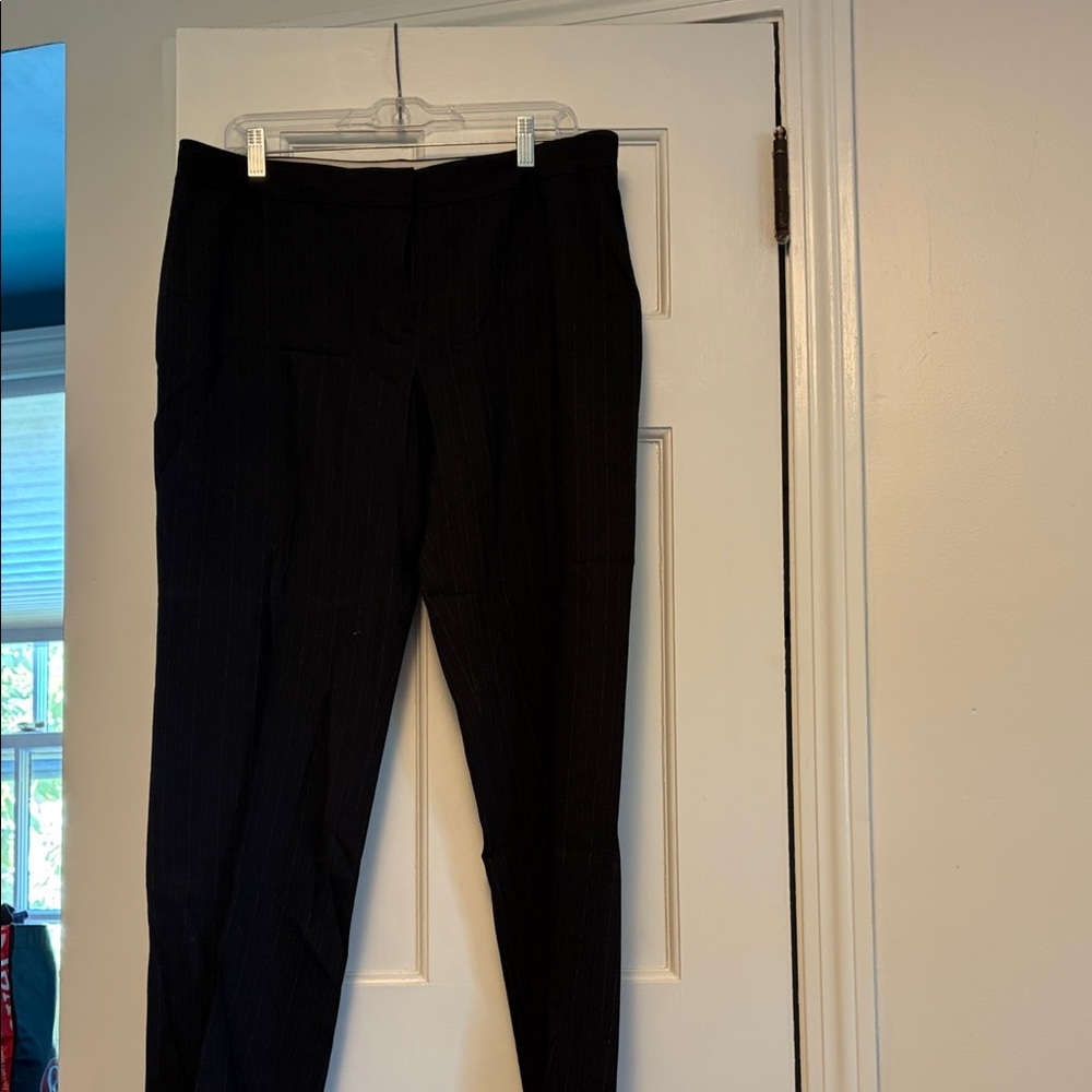 Elie Tahari Black pinstriped Trousers
